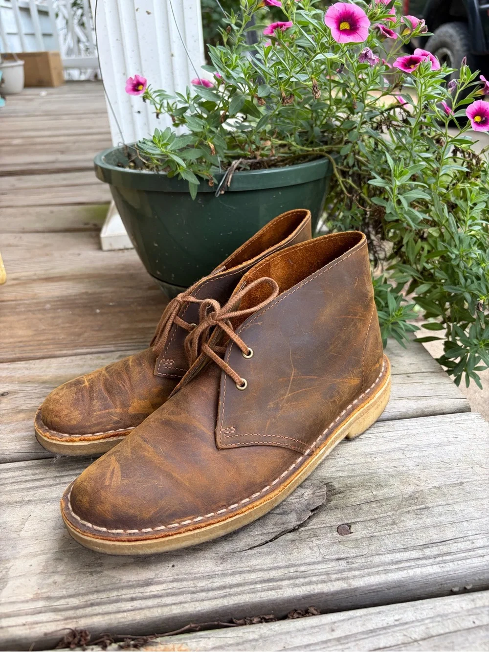 CLARKS ORIGINAL Distressed Brown Leather Chukka Boots